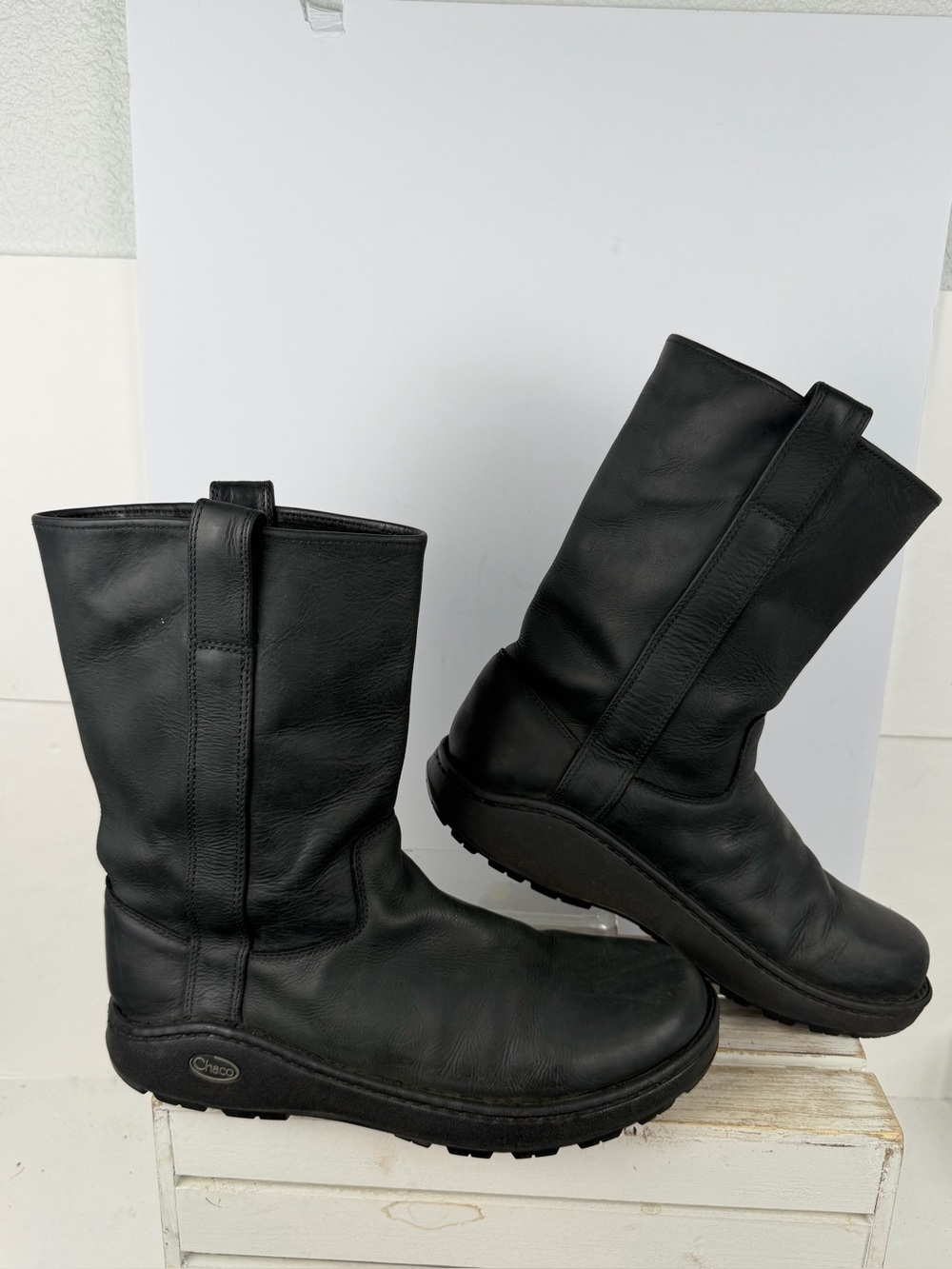 Chaco Credence tall leather boots men’s size 11.5 Vibram Nurl rubber outsole